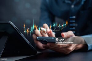 Top 8 Famous Banks in the UK – Best Banking Services in 2025